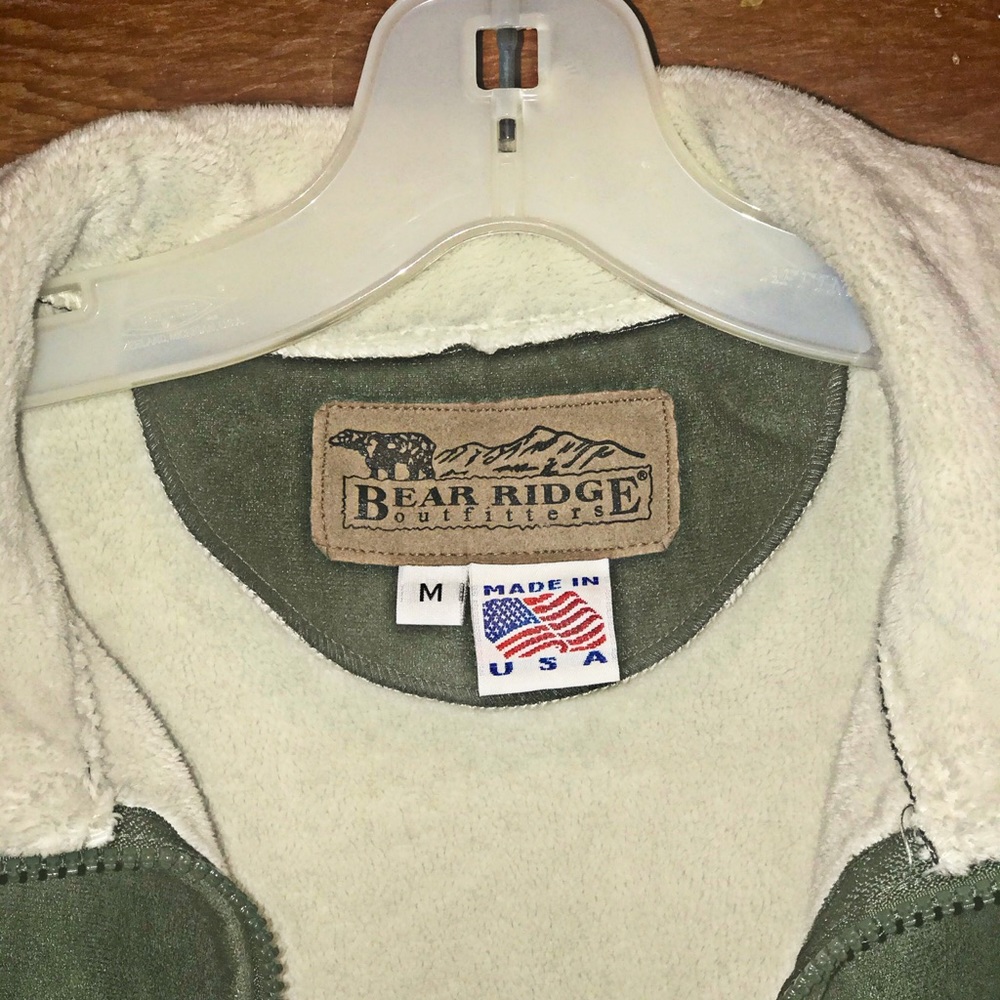 Bear Ridge • Jacket - Picture 2 of 5